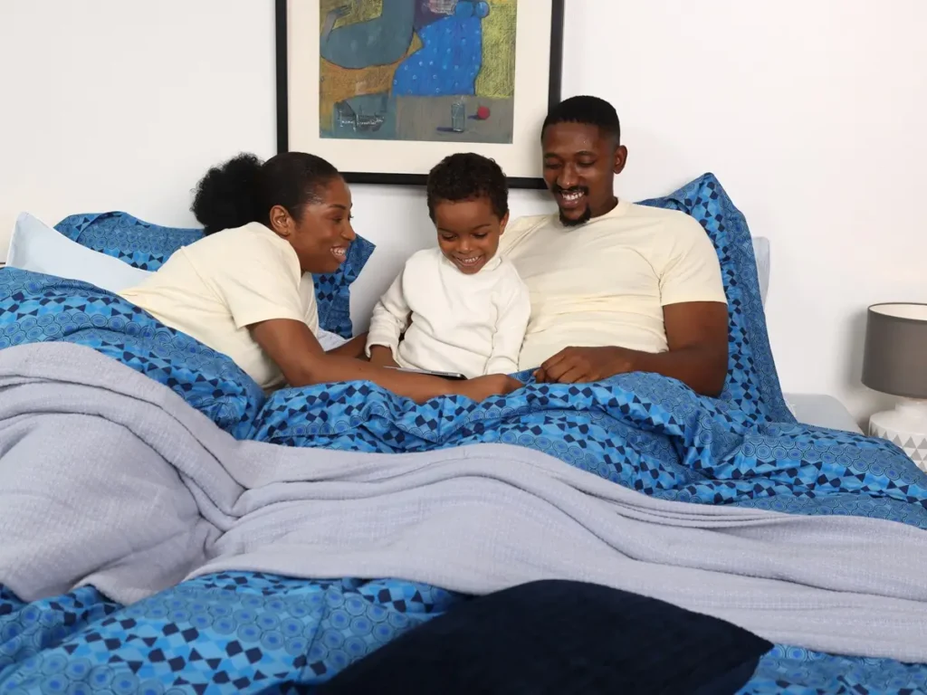 Family bonding 1024x768